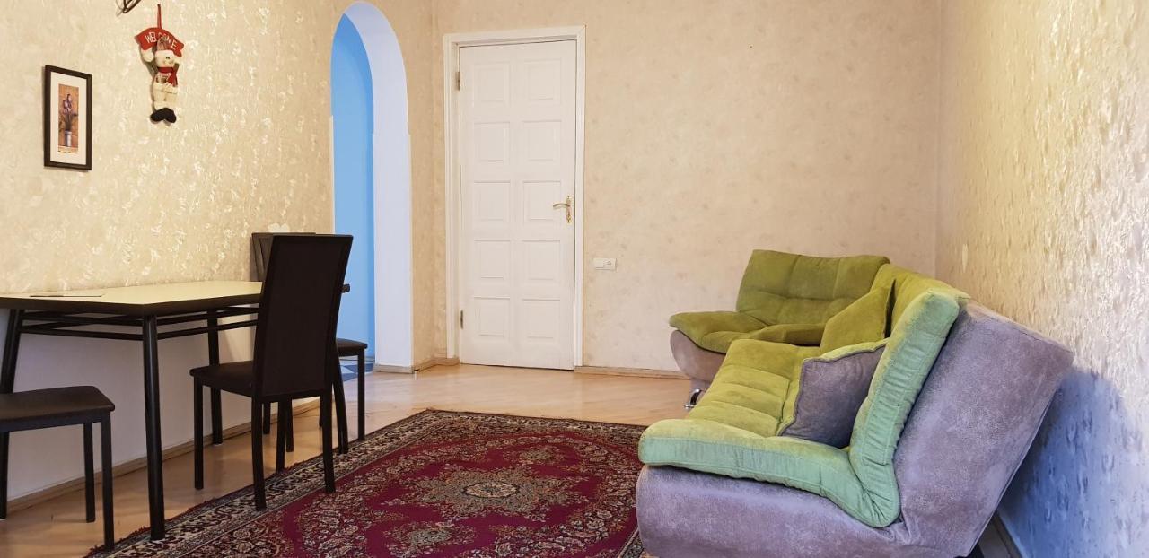 Guest House Likani 2017 ボルジョミ エクステリア 写真
